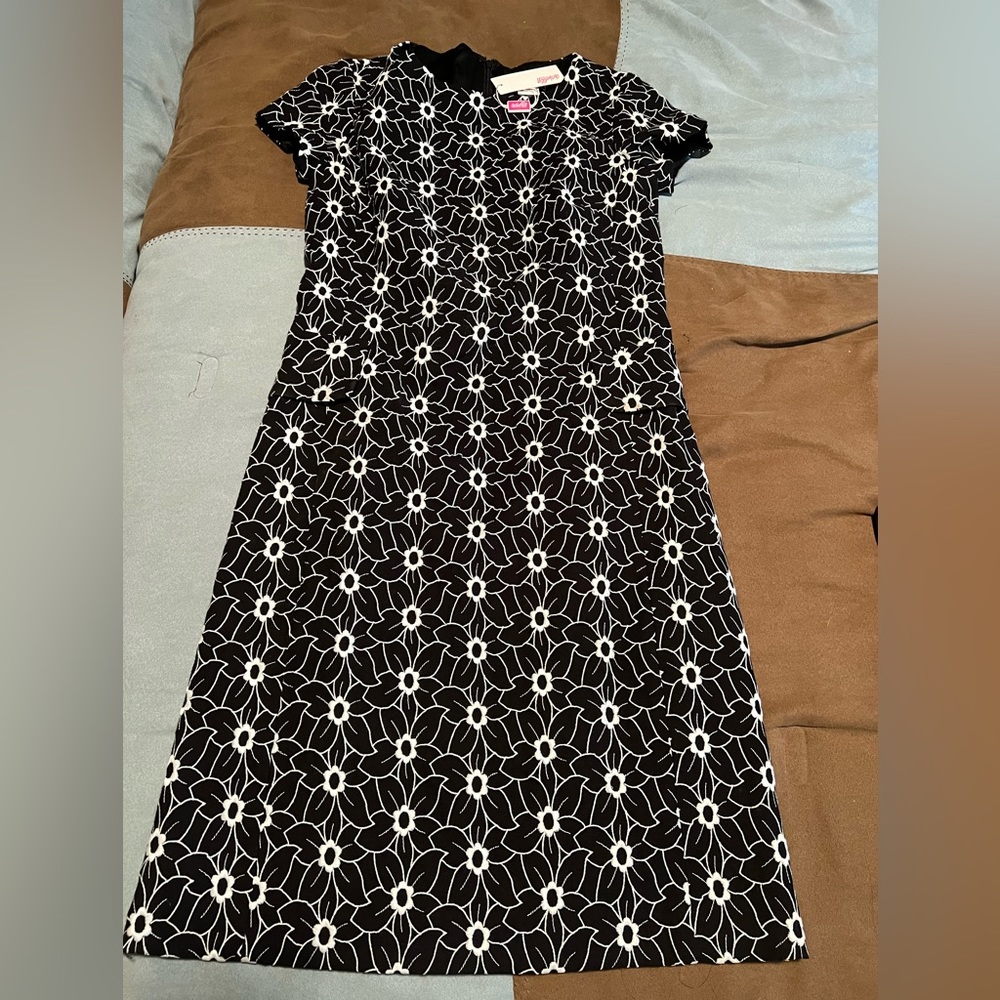Black and white floral Leggiadro dress. Size 2.
